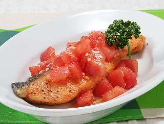 鮭のムニエルトマトソースレシピ写真