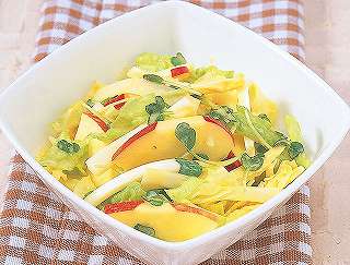 白菜とりんごのサラダレシピ写真