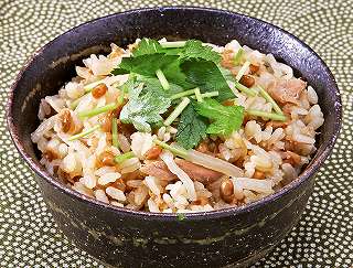 納豆の炊き込みご飯レシピ写真
