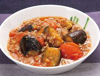 トマトとなすびの挽肉炒めレシピ写真