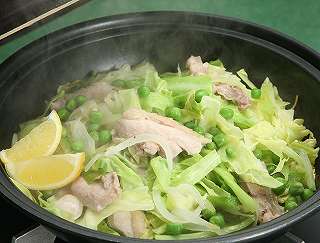 鶏肉と野菜の蒸し煮レシピ写真