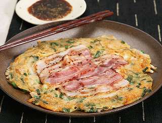 長いもとベーコンのチヂミレシピ写真