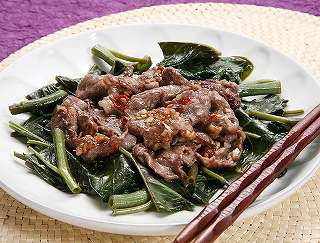 牛肉と空芯菜の炒め物レシピ写真