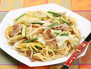 野菜たっぷりタイ風焼きそばレシピ写真