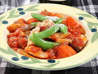 鶏肉と根菜のトマトソースレシピ写真