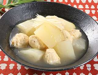 鶏団子と冬瓜の煮物レシピ写真