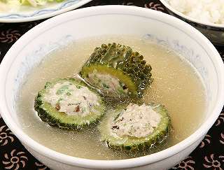ゴーヤの肉詰めスープ（カン・コ・クァ・ニョイ・ティッ）レシピ写真