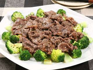 牛肉とブロッコリーのオイスターソース蒸しレシピ写真