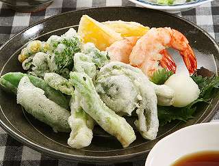 春野菜とえびの天ぷらレシピ写真