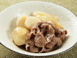 牛肉と里芋の煮物レシピ写真