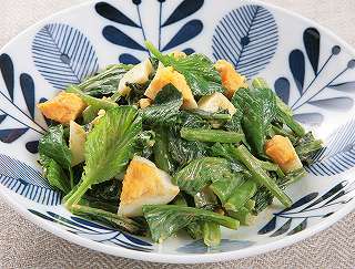 小松菜とゆで卵のサラダレシピ写真