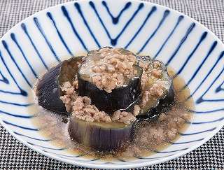 なすと豚ミンチの煮物レシピ写真
