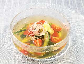ひんやりきゅうりとトマトのスープレシピ写真