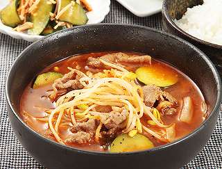 牛肉の韓国風スープレシピ写真