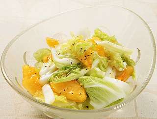 白菜と柿のサラダレシピ写真