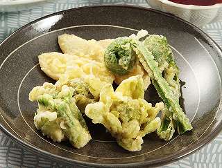 山菜の天ぷらレシピ写真