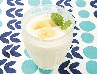 甘糀で豆乳バナナスムージーレシピ写真