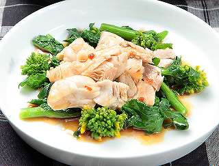 菜花と鶏モモのピリ辛中華サラダレシピ写真