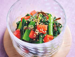 小松菜とトマトの昆布和えレシピ写真