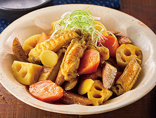 手羽中と根菜の和風カレー煮込みの写真