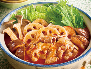 トマトみそ寄せ鍋の写真