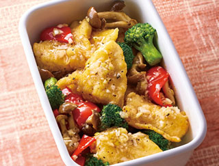 鶏ムネ肉のオリーブねぎ塩マリネの写真